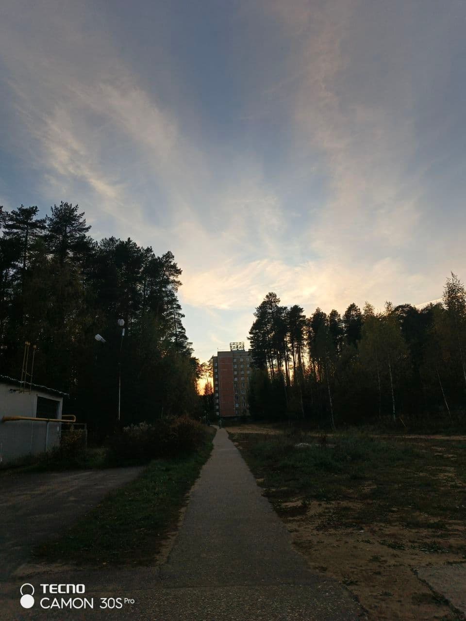 image_1759484874919.jpg