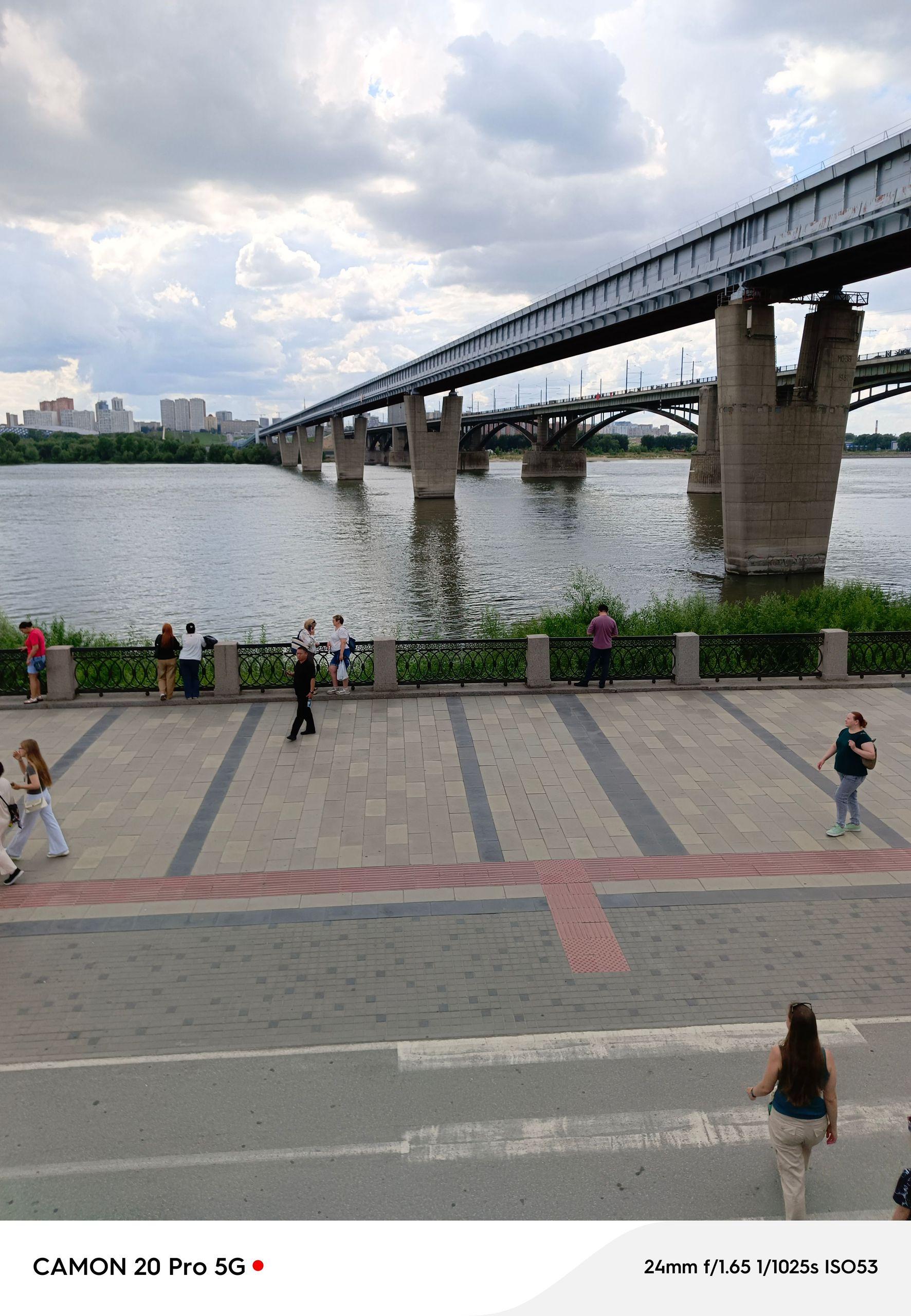 xlarge_image_1752692661075.jpg