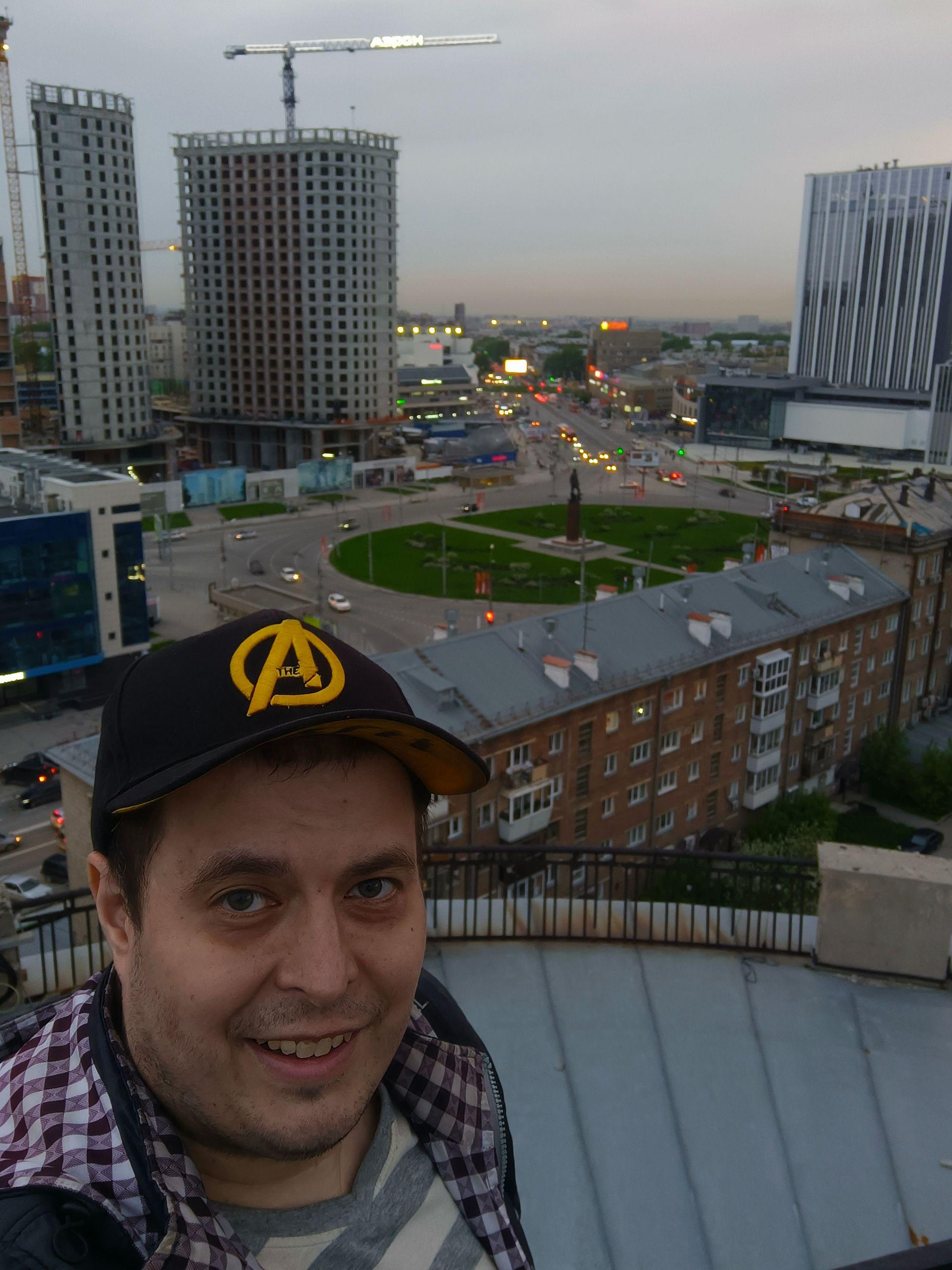 xlarge_image_1753288310538.jpg